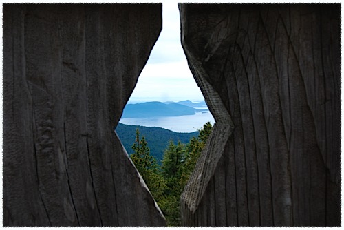 El m&oacute;n per un forat